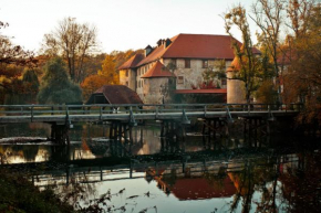  Hotel Grad Otočec - Relais Chateaux  Оточец